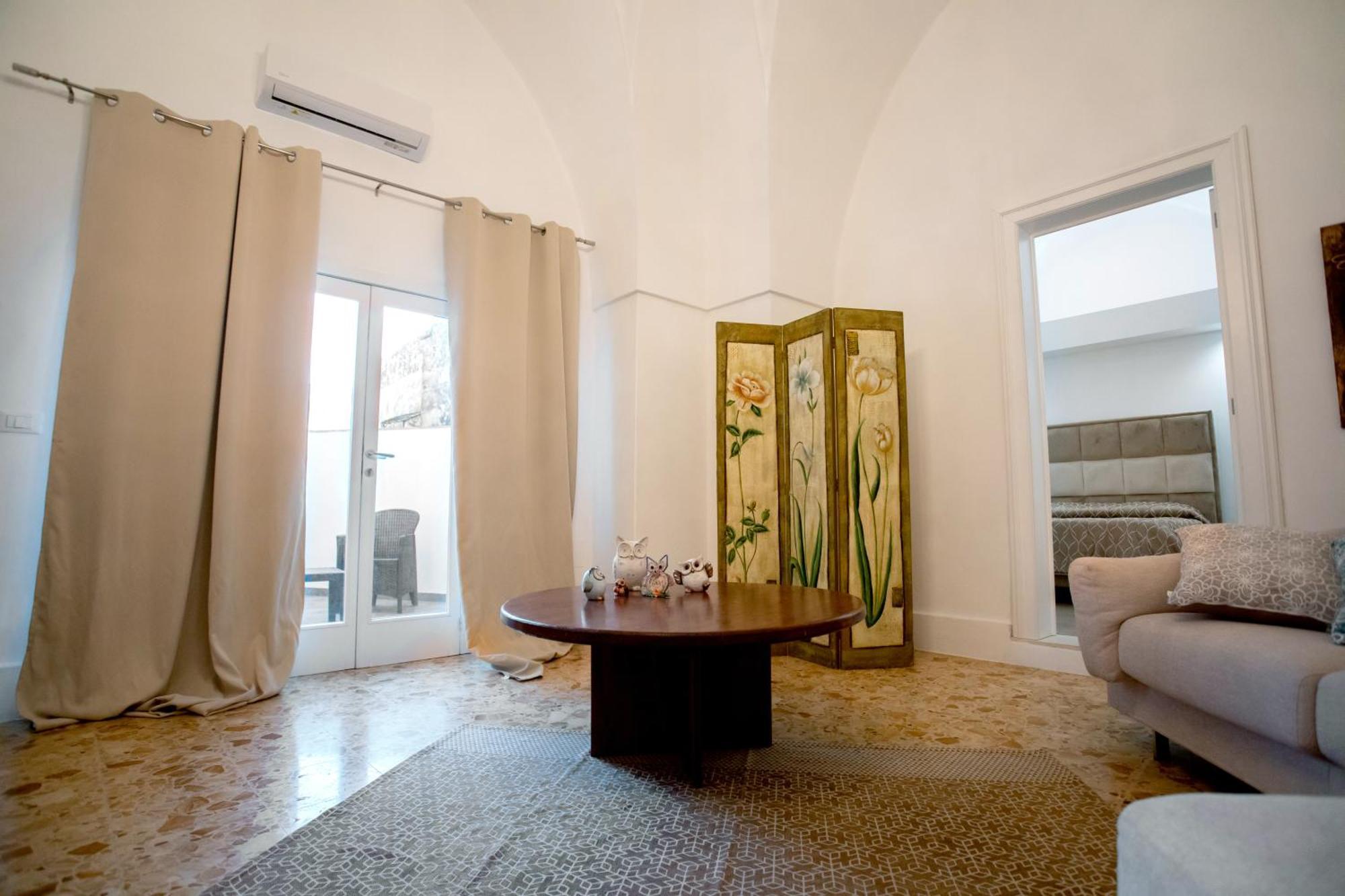 Palazzo '800 : Marmetti Hotel Леверано Екстериор снимка